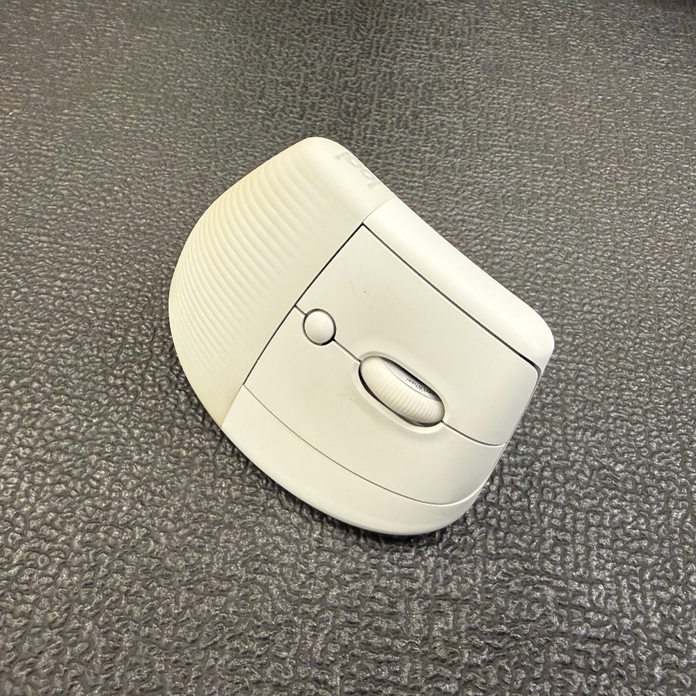 Logitech Lift Wireless Vertical Mouse for Mac and Windows - Used